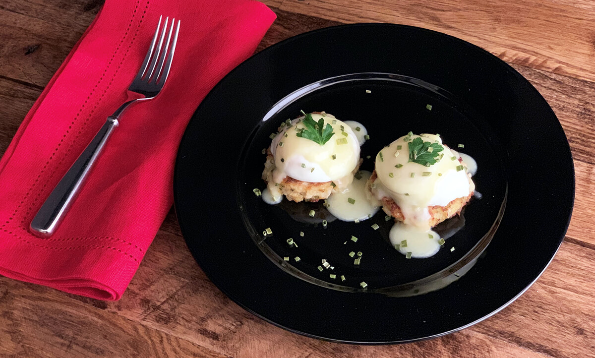 crab-cakes-benedict.jpg