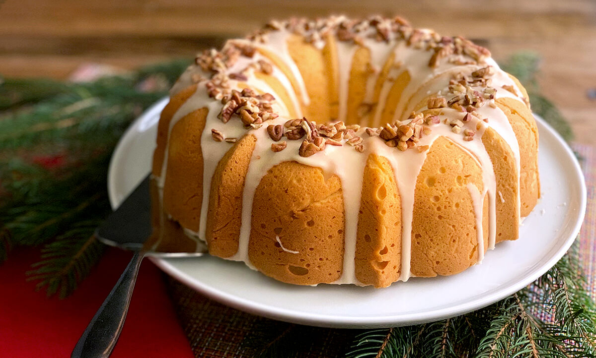 Easy Cream Cheese Pecan Pound Cake